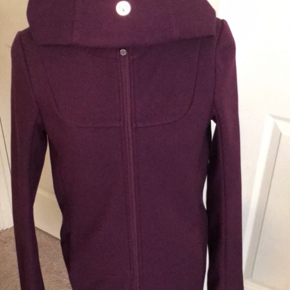 Lululemon: Plum City Softshell Tweed Knee Length Coat Size 4 - Picture 2 of 7